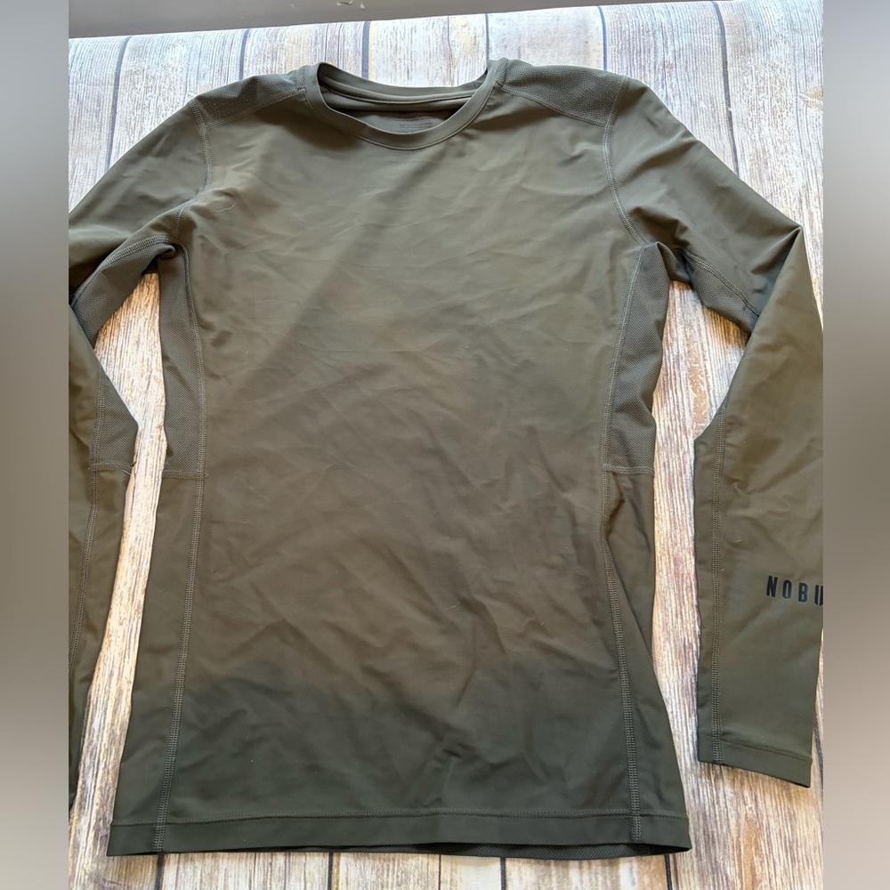 NOBULL Womens Long Sleeve Green Performance Shirt Large Running Outdoors Sporty